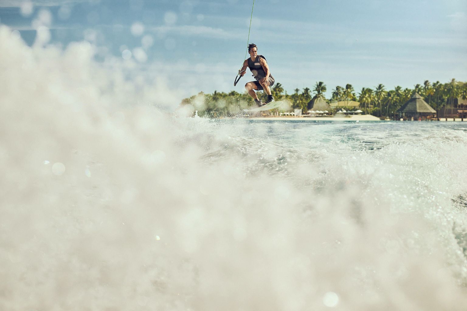 230808 Conrad Maldives Shot 11 C4 Wakeboarding 05218 MJP RT 8000px